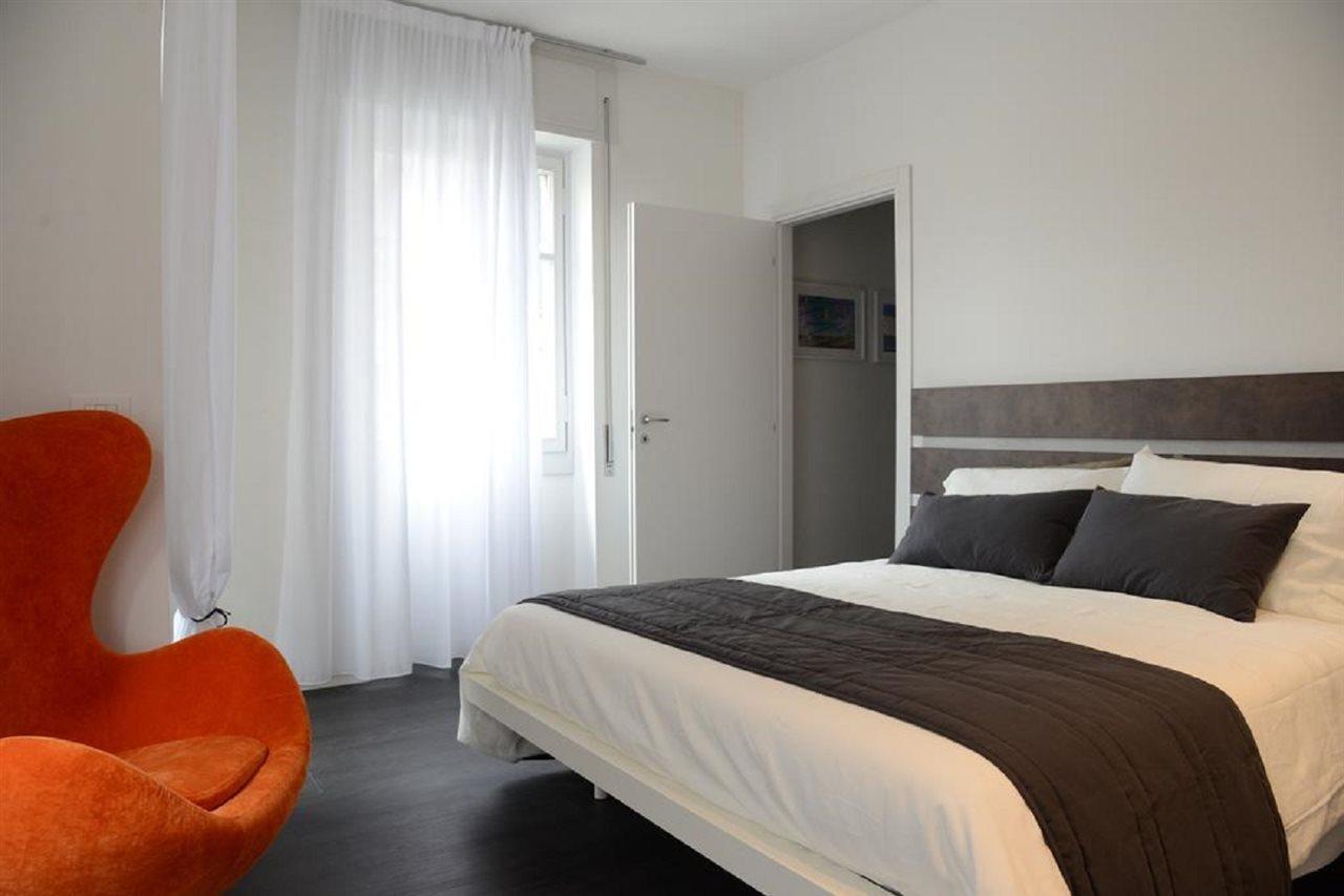 Art Design Appartamento Con Terrazzo By Logicasa Lake Como Dış mekan fotoğraf